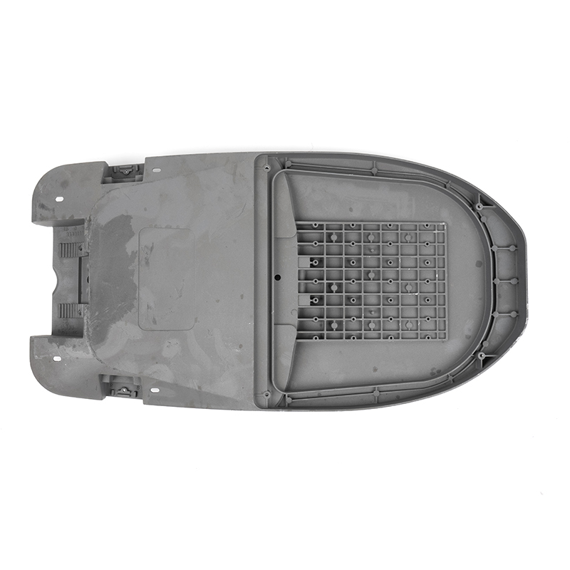 โคมไฟอลูมิเนียมหลายชิ้น